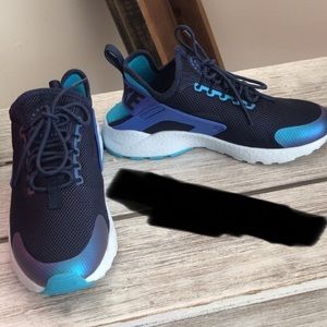 Nike Huaraches Women’s